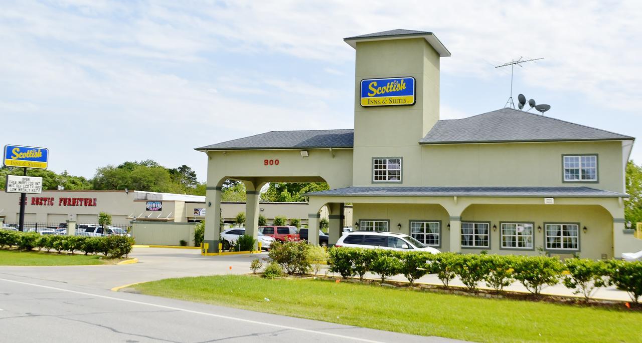 Scottish Inn And Suites Alvin Bagian luar foto