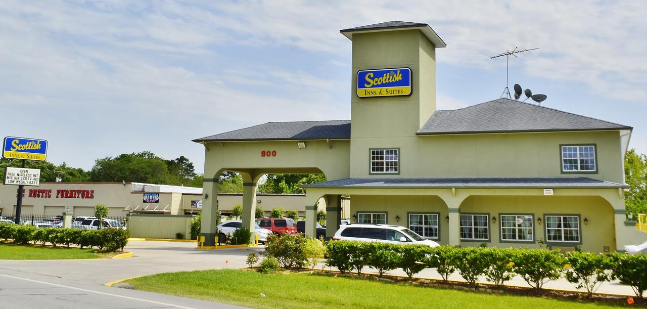 Scottish Inn And Suites Alvin Bagian luar foto
